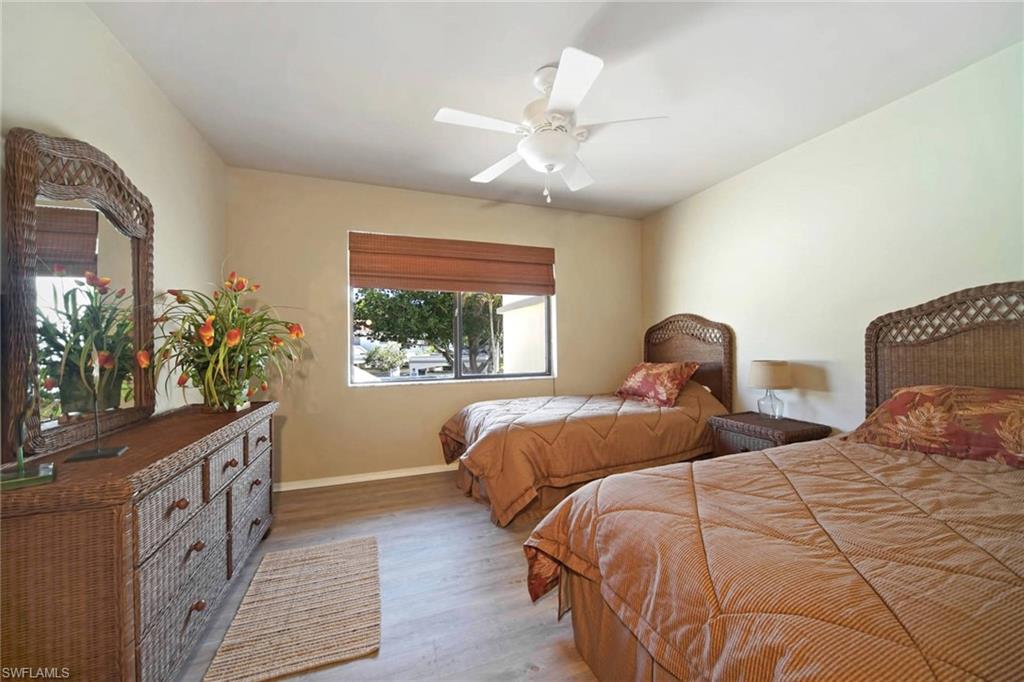 ISLES OF CALOOSA YACHT + RACQUET CLUB - Residential