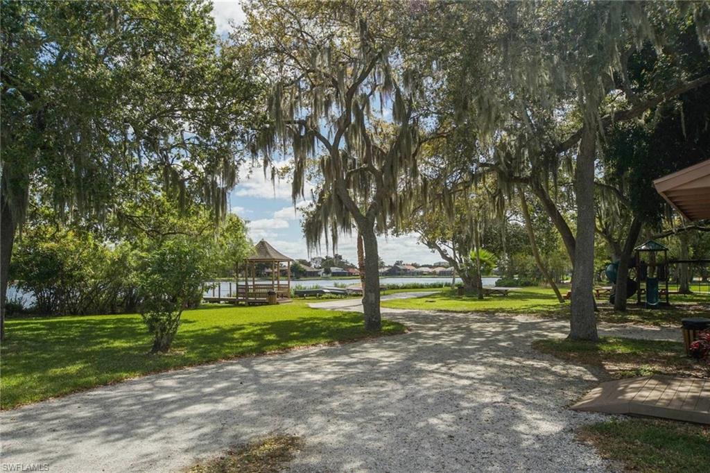 ISLES OF CALOOSA YACHT + RACQUET CLUB - Residential