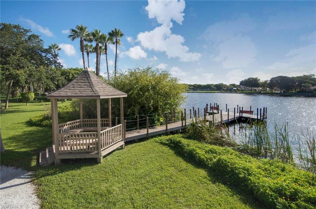 ISLES OF CALOOSA YACHT + RACQUET CLUB - Residential