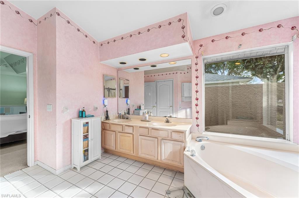 TURNBURY - Residential