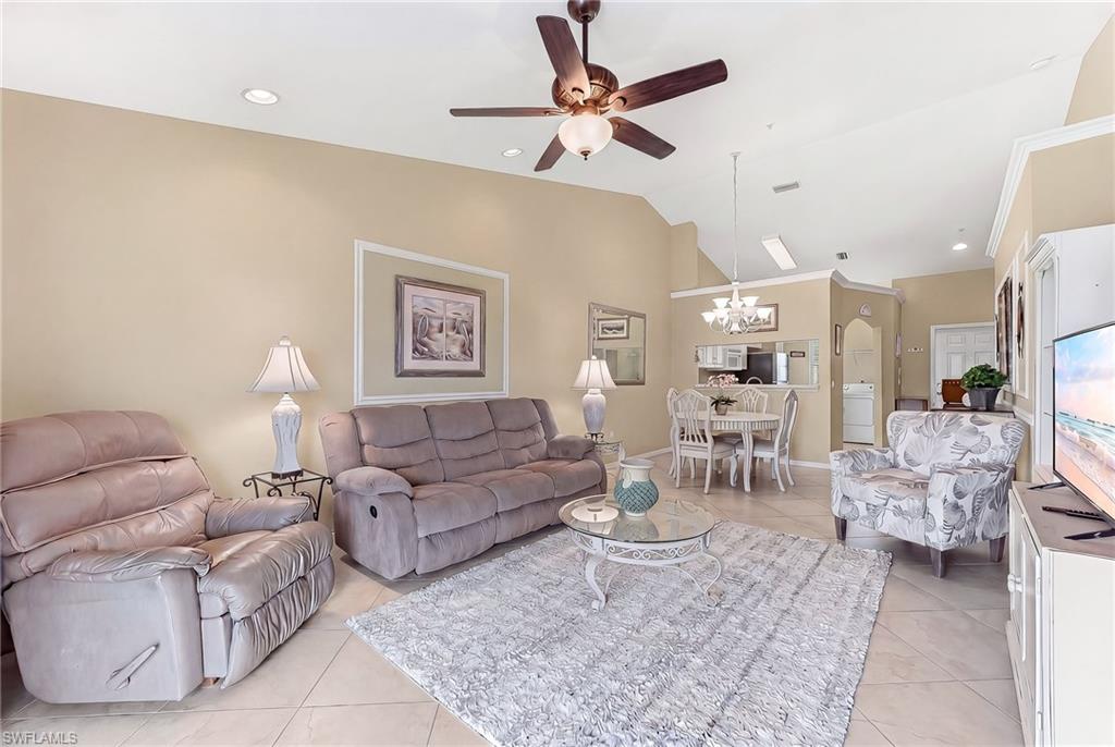 HUNTINGTON LAKES - Residential