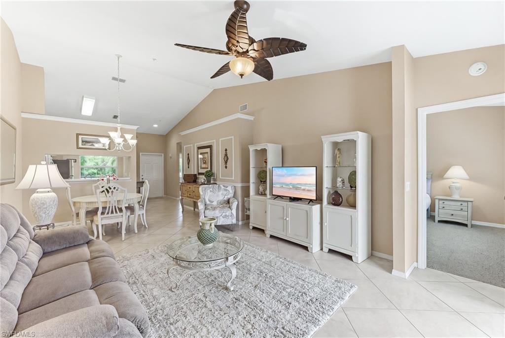 HUNTINGTON LAKES - Residential