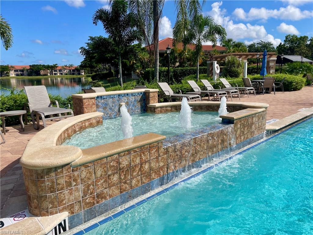 HUNTINGTON LAKES - Residential