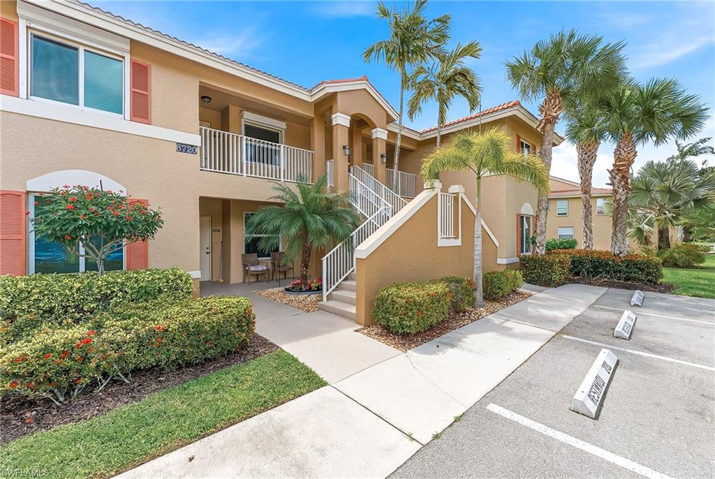 HUNTINGTON LAKES - Residential