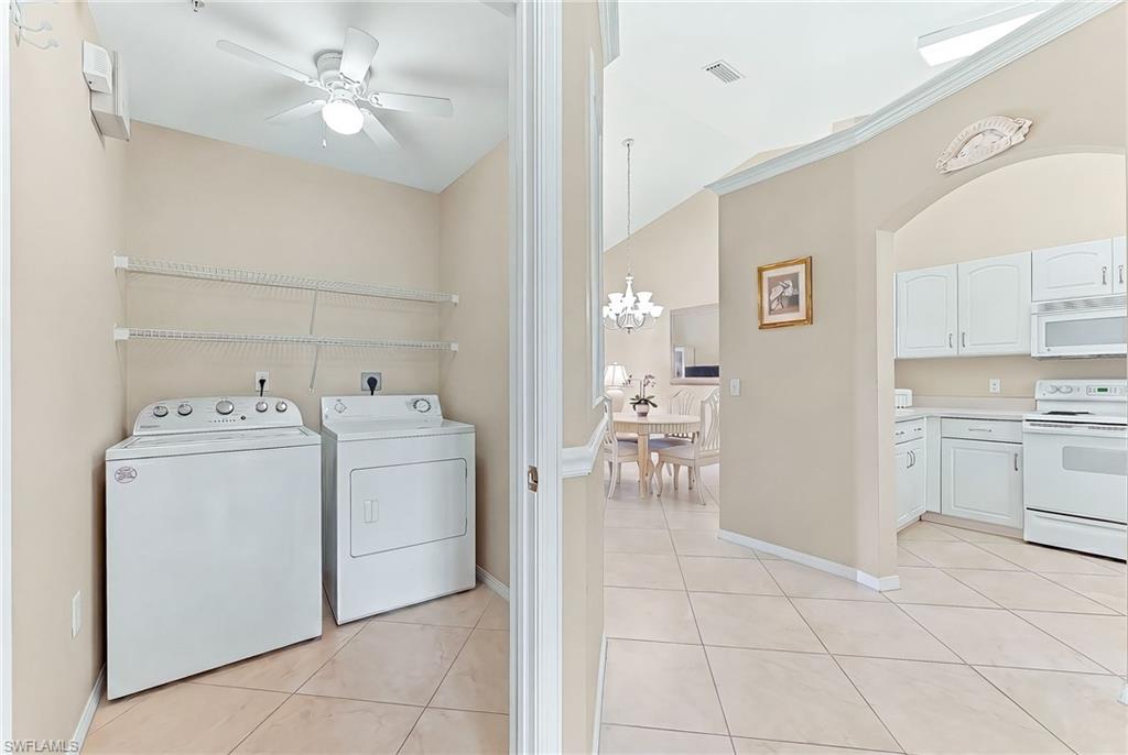 HUNTINGTON LAKES - Residential