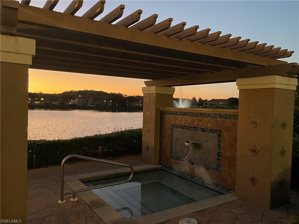 HUNTINGTON LAKES - Residential