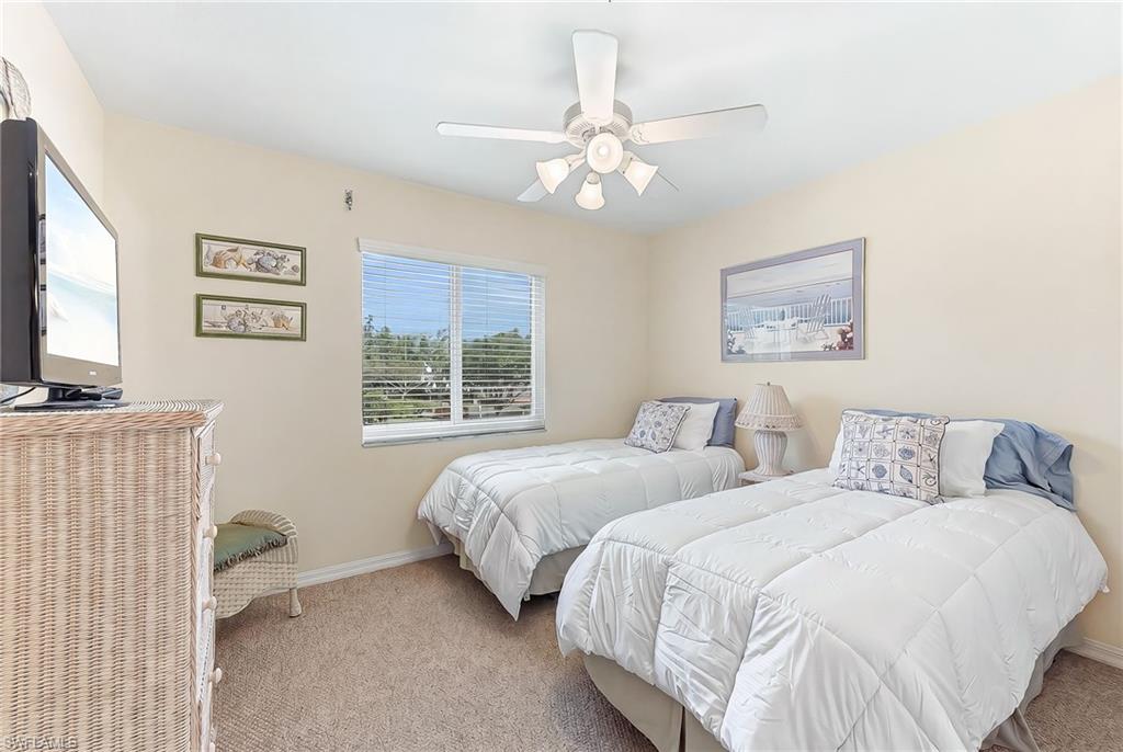 HUNTINGTON LAKES - Residential