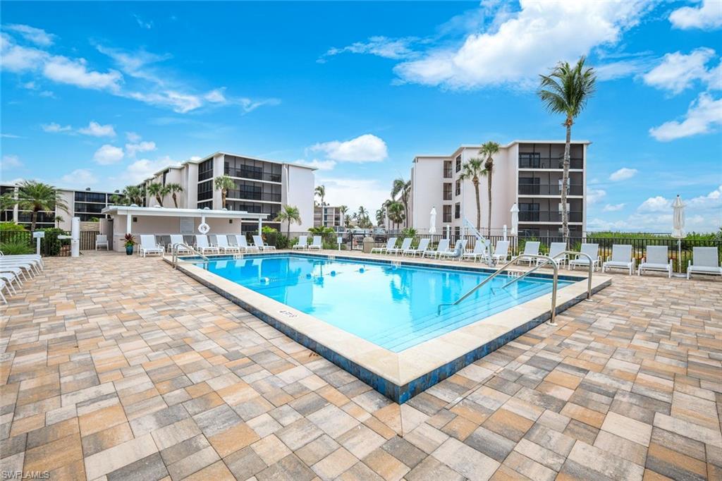 SUNDIAL OF SANIBEL - Residential