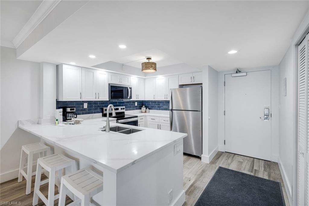 SUNDIAL OF SANIBEL - Residential