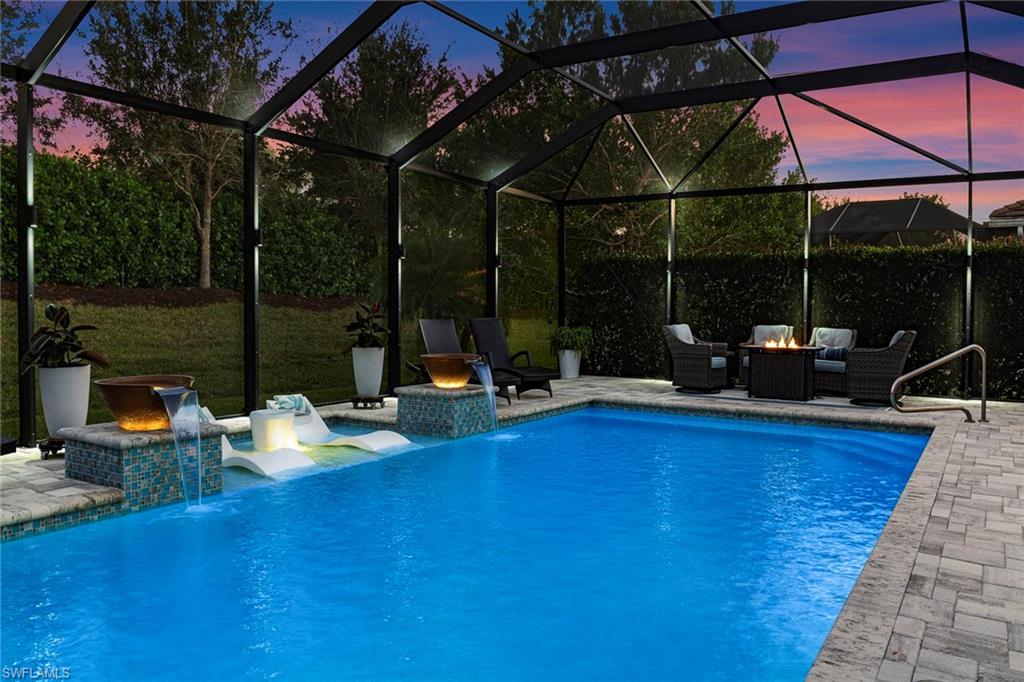 SUTTON CAY - Residential