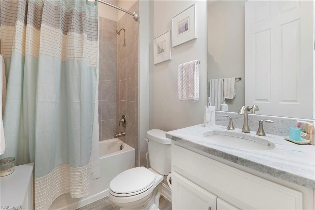 SUTTON CAY - Residential