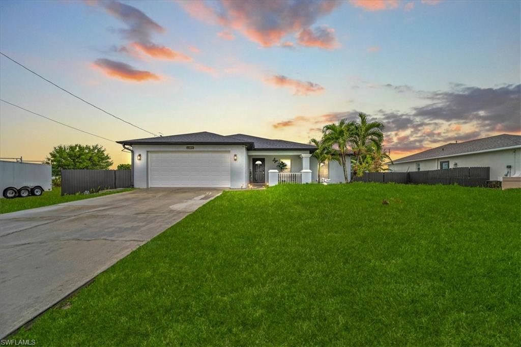 CAPE CORAL - Residential