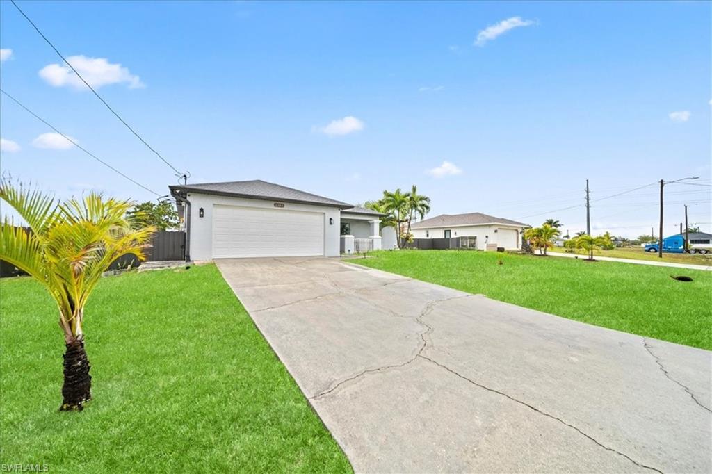 CAPE CORAL - Residential