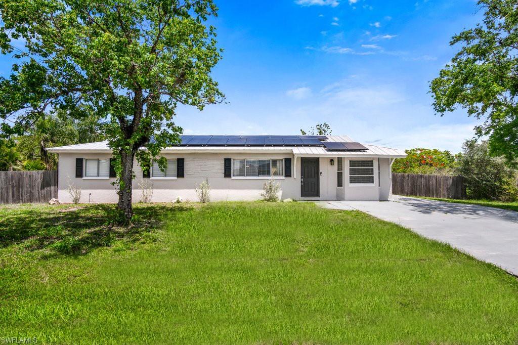 FORT MYERS SHORES - Residential