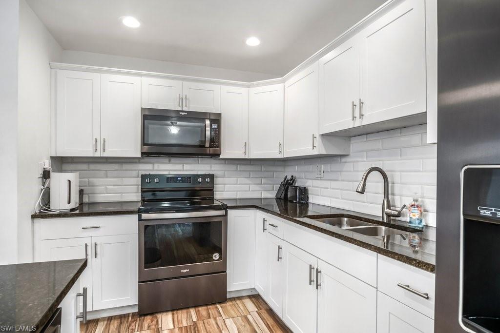 FORT MYERS SHORES - Residential