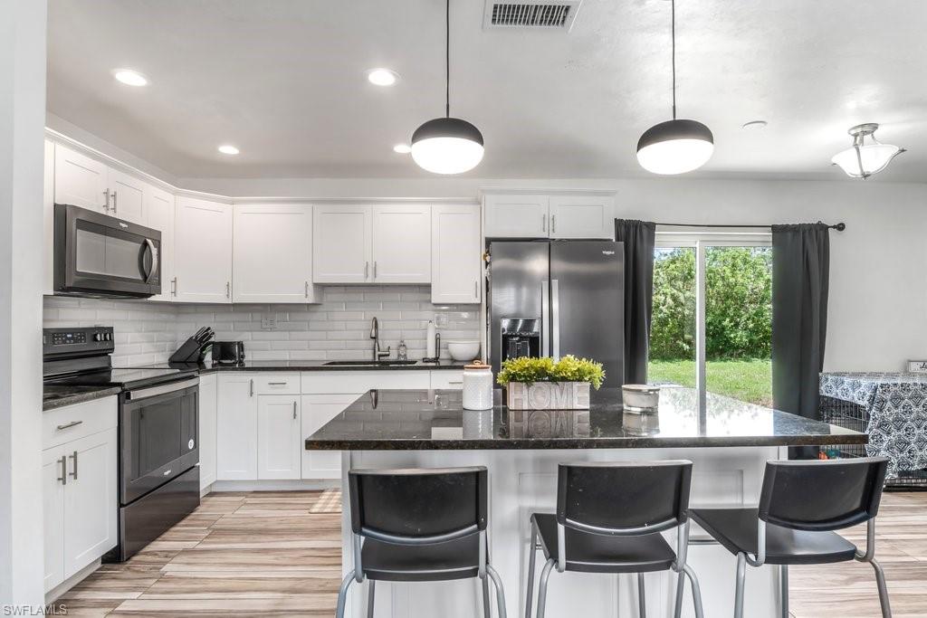 FORT MYERS SHORES - Residential