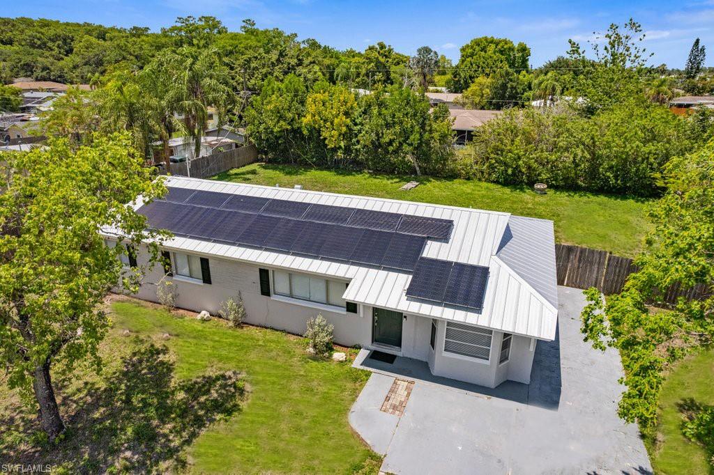 FORT MYERS SHORES - Residential