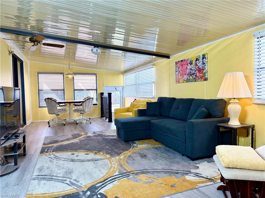 IMPERIAL WILDERNESS - Residential