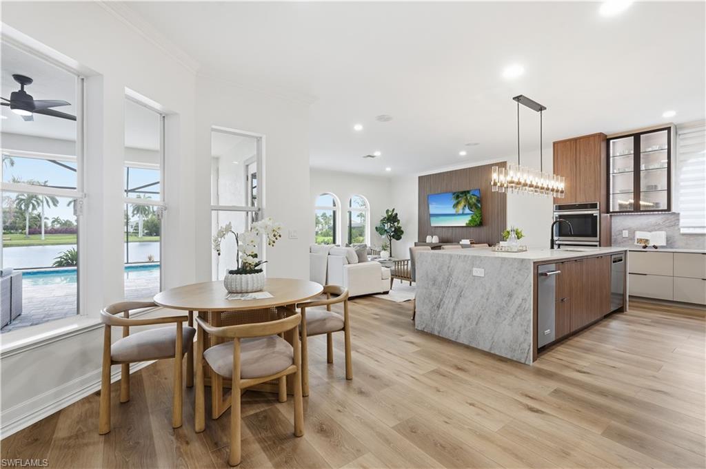 WATER'S EDGE - Residential