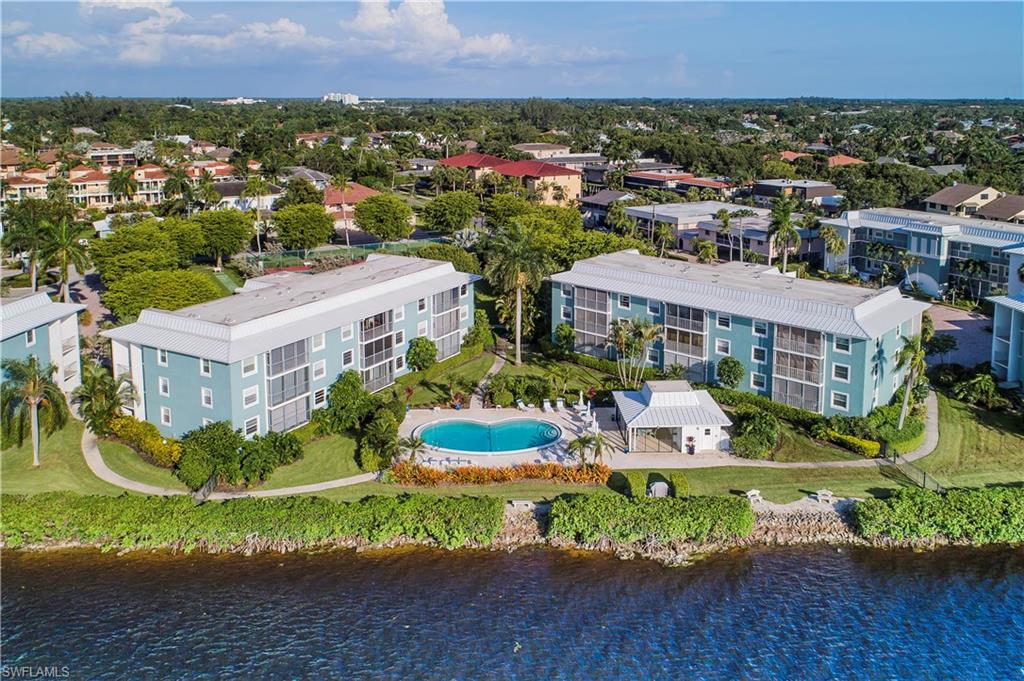 FOUR WINDS - Residential