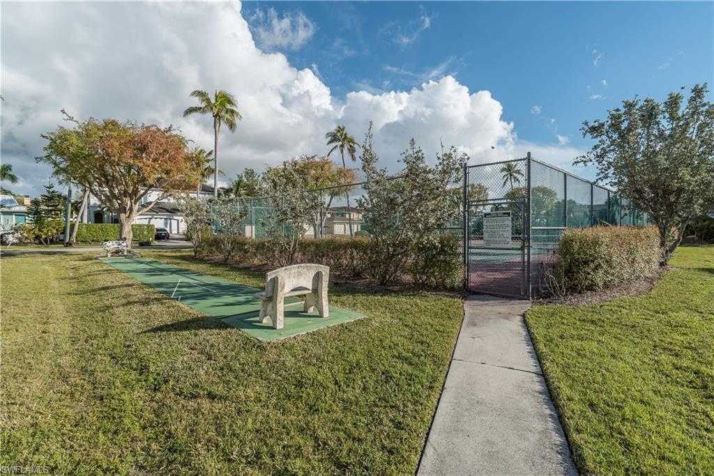 FOUR WINDS - Residential