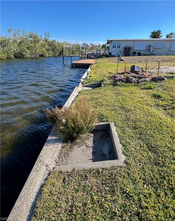 BAYSIDE ESTATES - Land