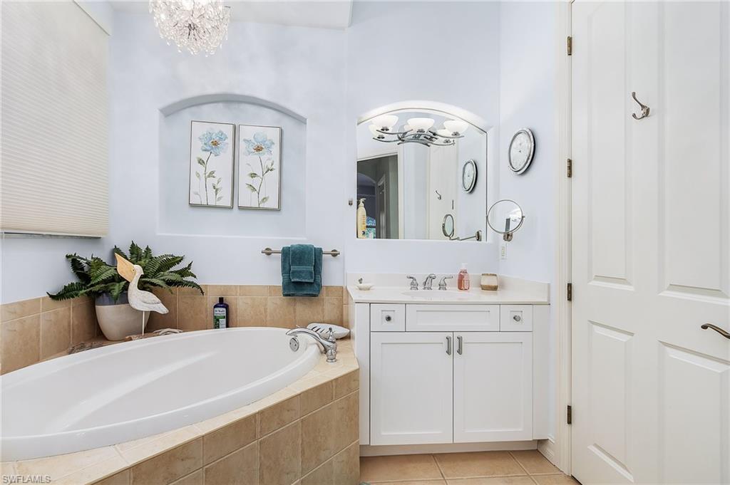 SAVONA - Residential Lease