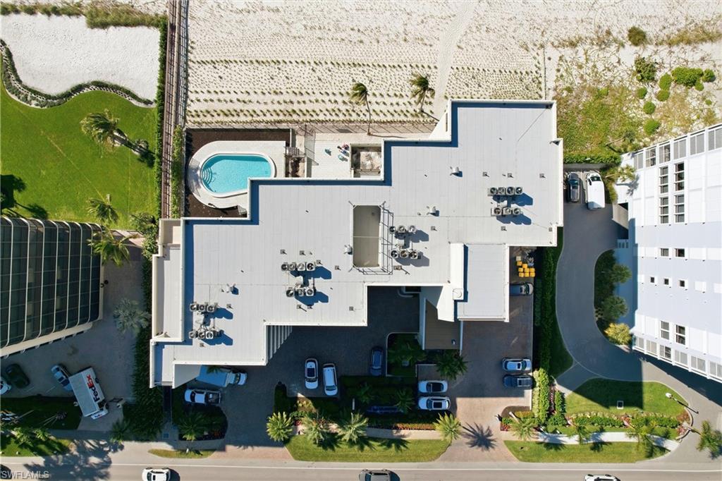 VILLAS OF VANDERBILT BEACH - Residential