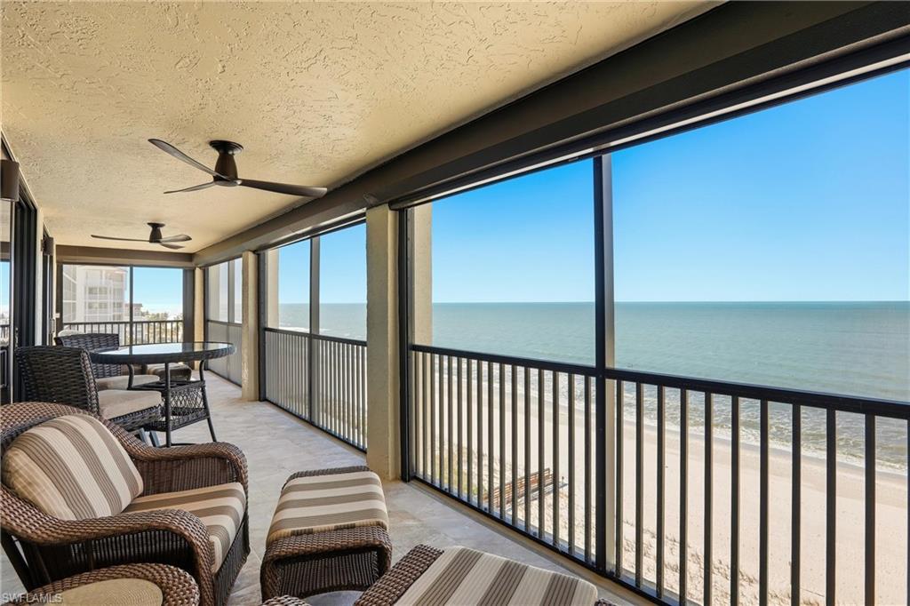 VILLAS OF VANDERBILT BEACH - Residential