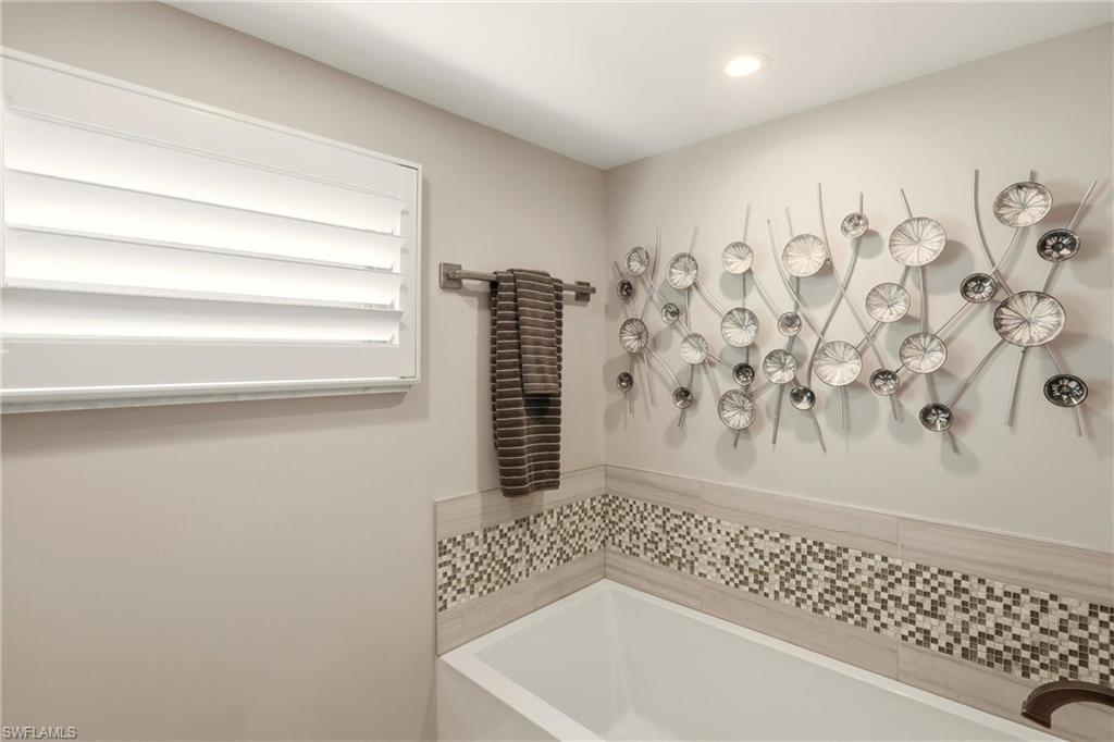 VILLAS OF VANDERBILT BEACH - Residential