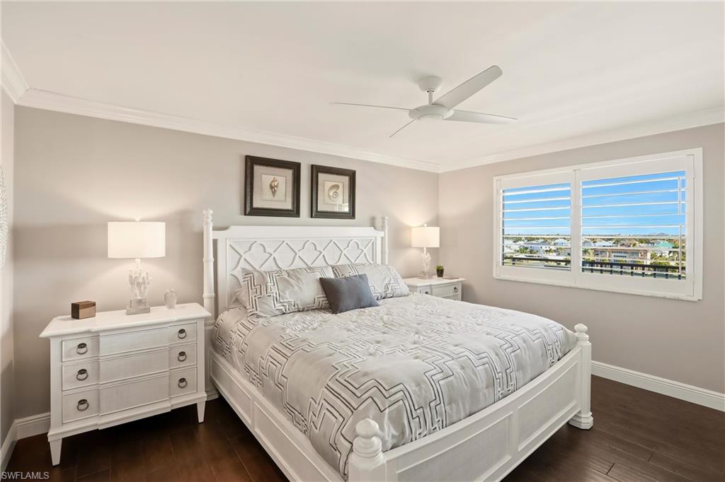 VILLAS OF VANDERBILT BEACH - Residential