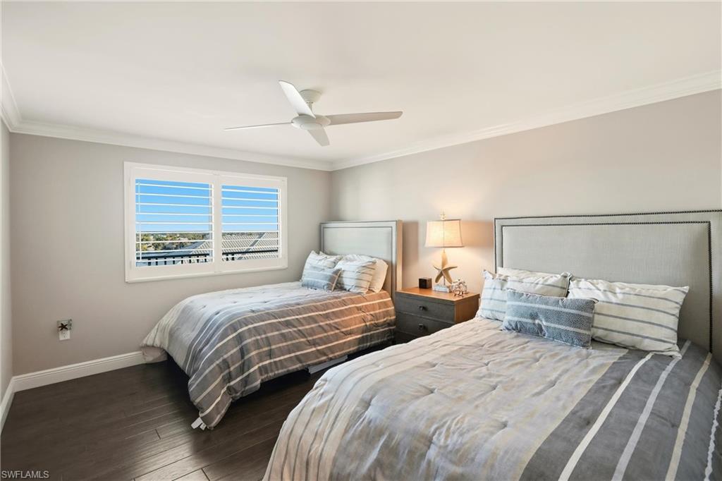 VILLAS OF VANDERBILT BEACH - Residential