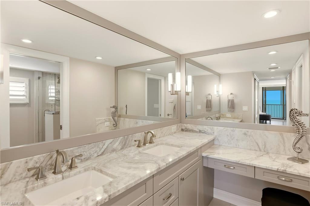 VILLAS OF VANDERBILT BEACH - Residential