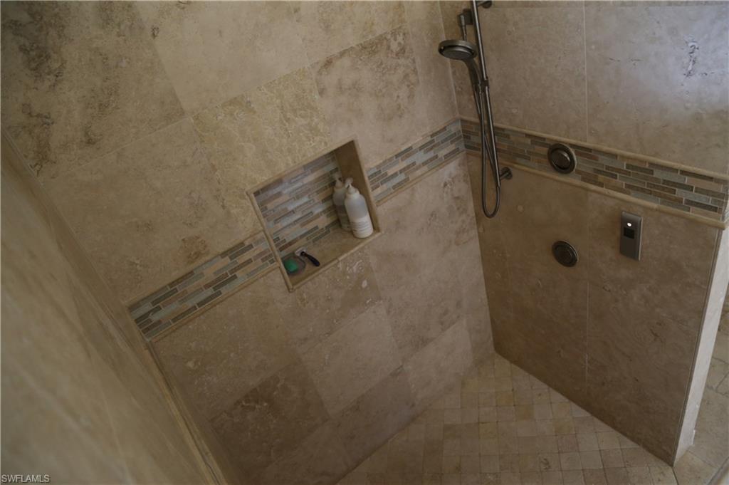 BRIARWOOD - Residential