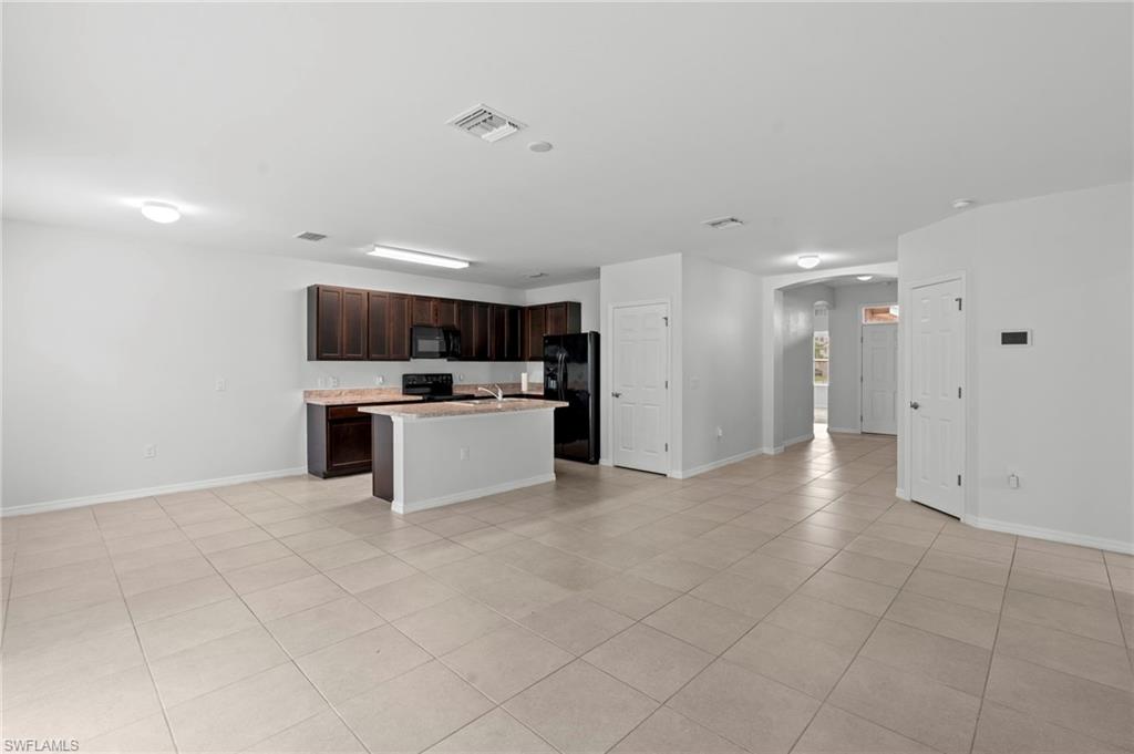 ENTRADA - Residential Lease