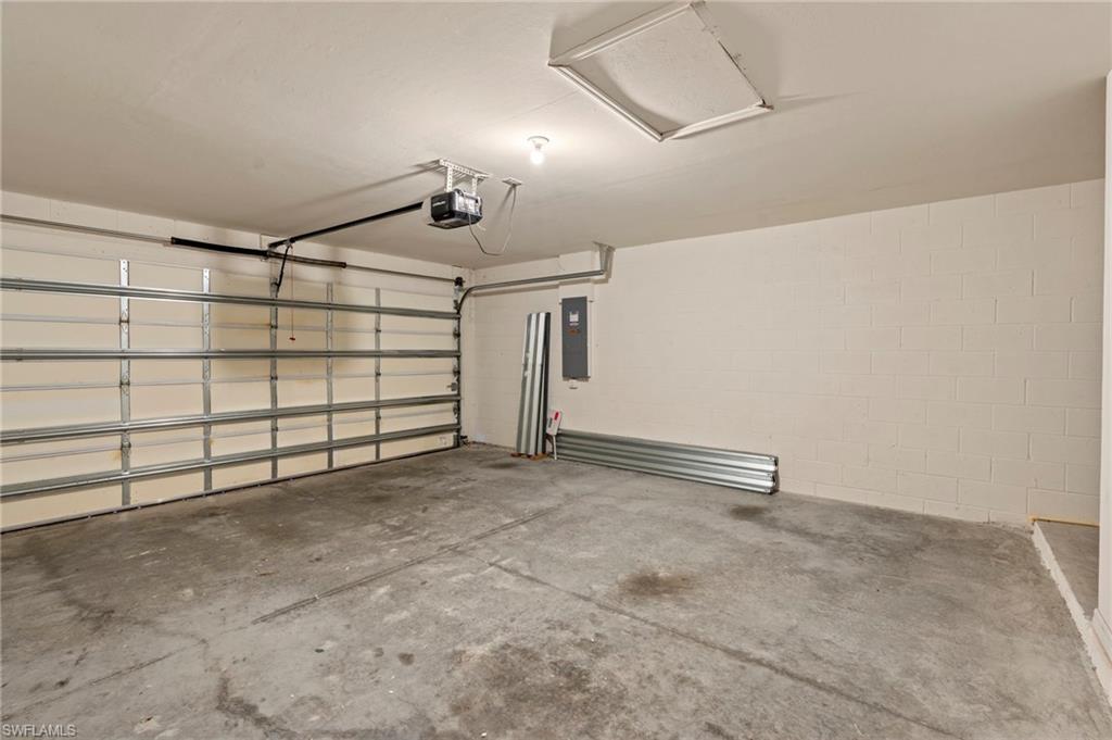 ENTRADA - Residential Lease