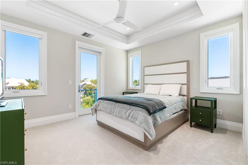 SOUTHPORT ON THE BAY - Residential