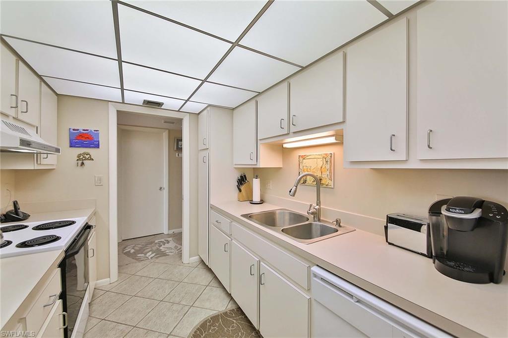 HARBORSIDE WEST - Residential Lease