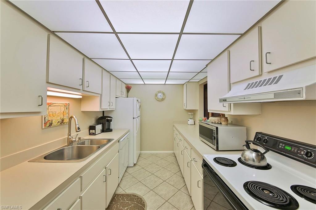 HARBORSIDE WEST - Residential Lease