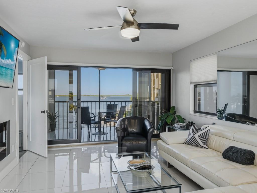 ANGLERS COVE - Residential