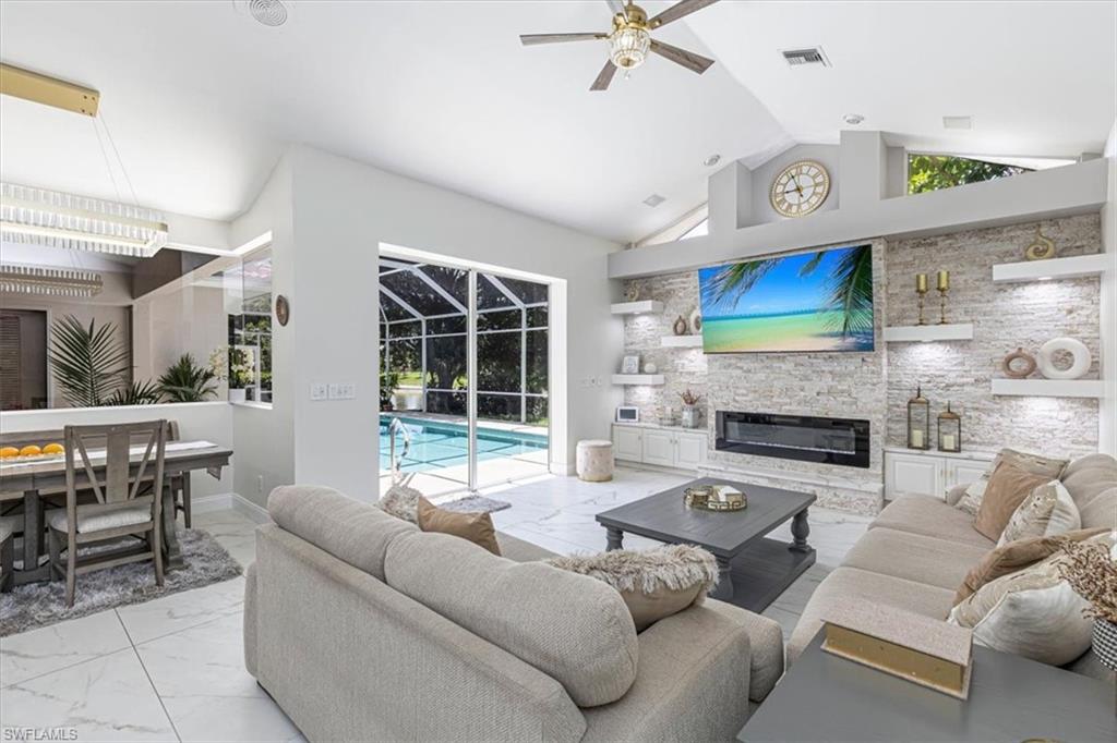 FAIRWAY ISLES - Residential