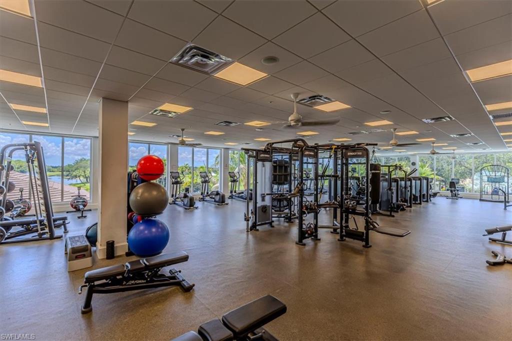 FAIRWAY ISLES - Residential