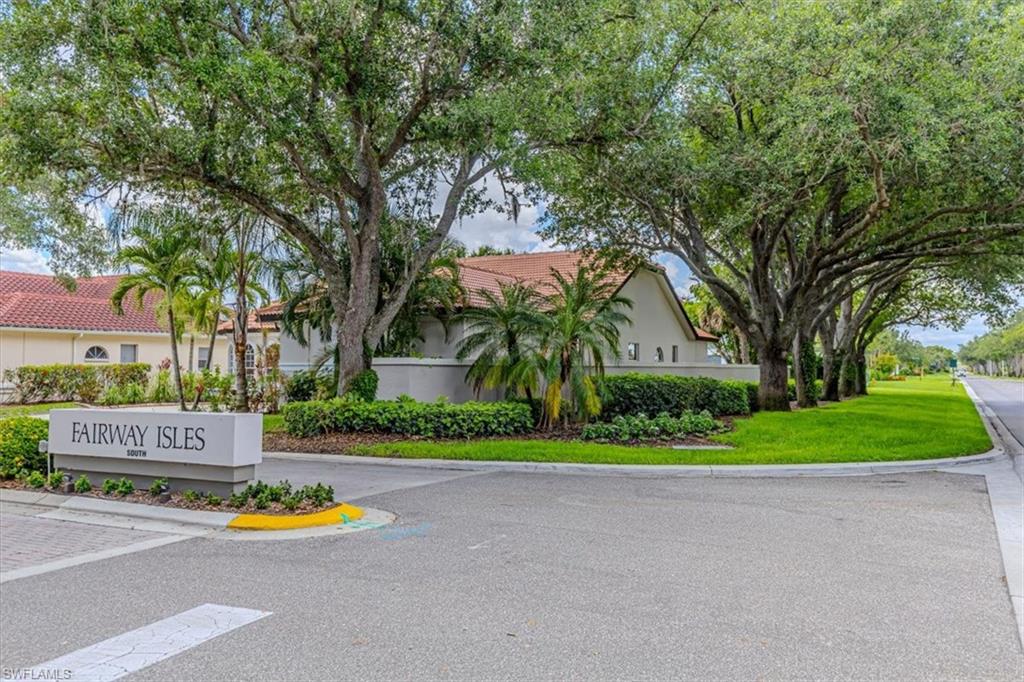 FAIRWAY ISLES - Residential