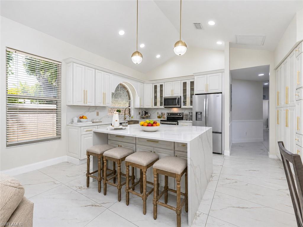 FAIRWAY ISLES - Residential