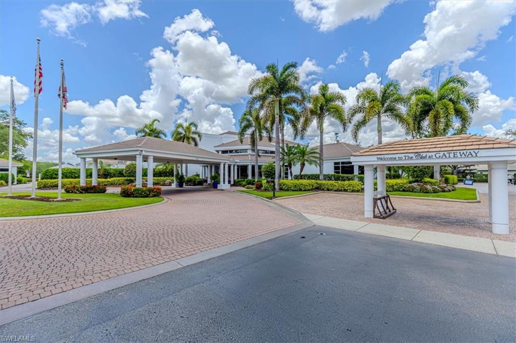 FAIRWAY ISLES - Residential