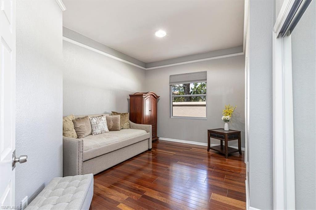 FAIRWAY ISLES - Residential