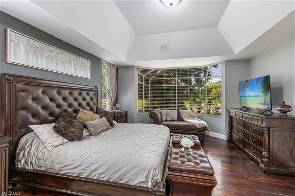 FAIRWAY ISLES - Residential