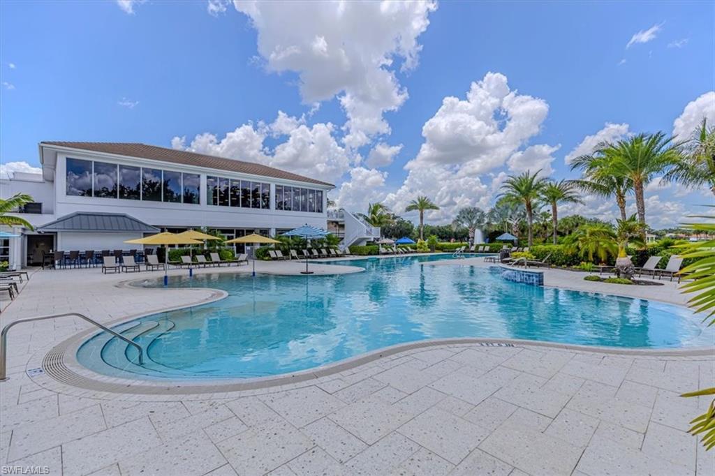 FAIRWAY ISLES - Residential