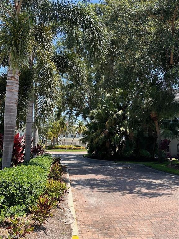 CHAMPION'S GREEN - Residential Lease