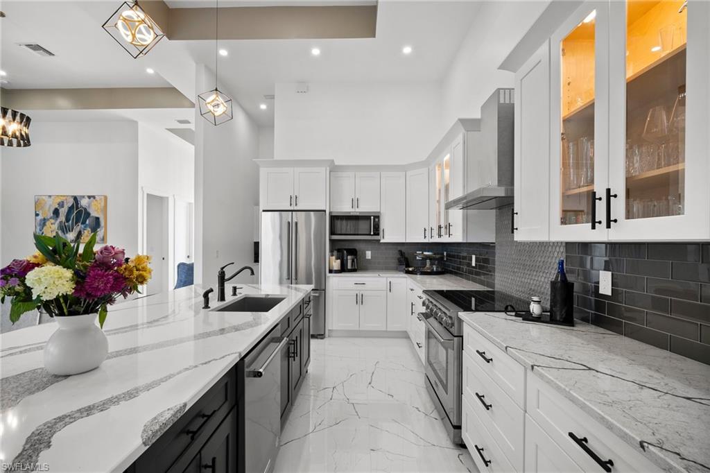 MARCO ISLAND - Residential Lease